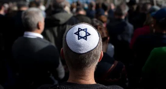 Зеленский подписал закон об уголовной ответственности за антисемитизм