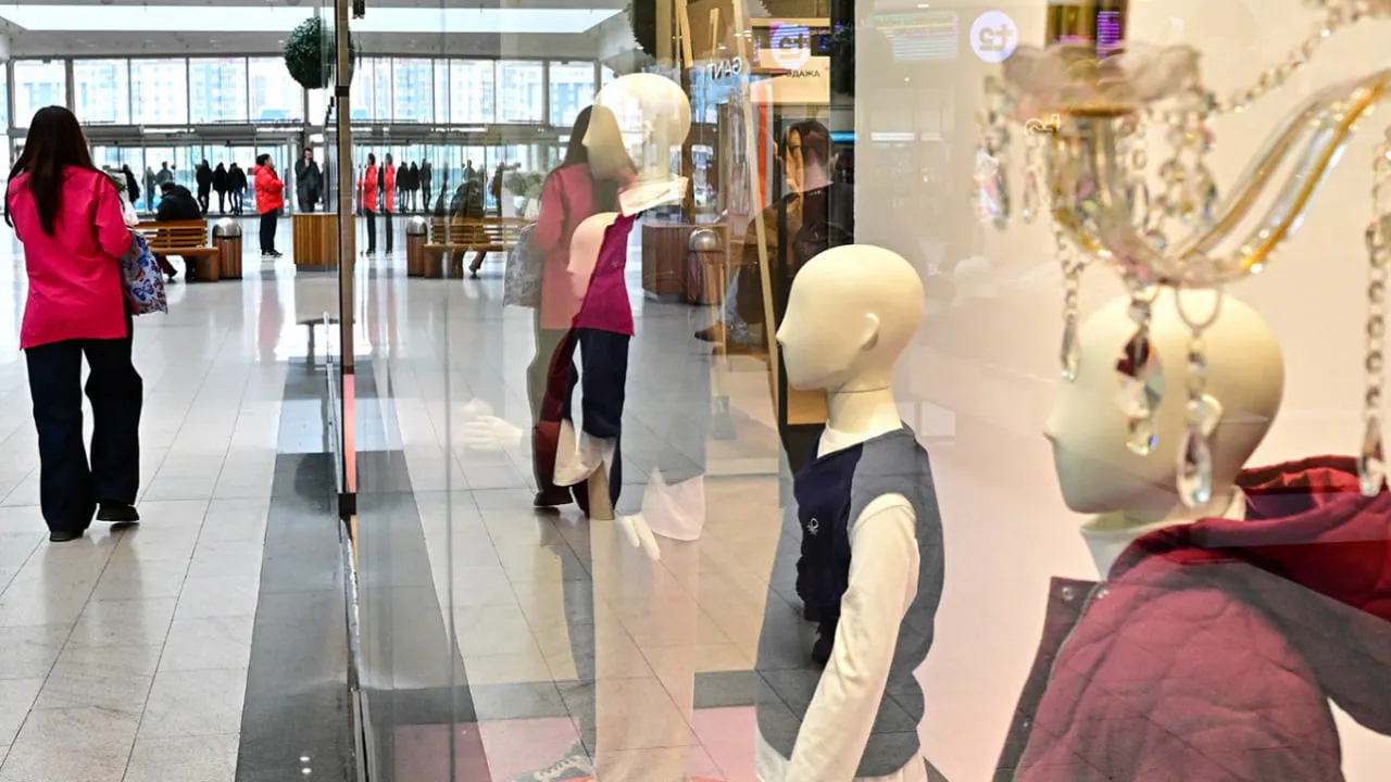 У Росії знизився потік відвідувачів торгових центрів через економію