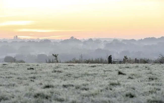 В Україну повертаються заморозки, де чекати похолодання