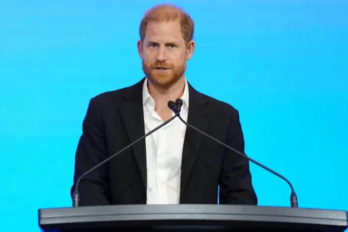 Принц Гаррі розповів, чому не хотів бути членом королівської родини