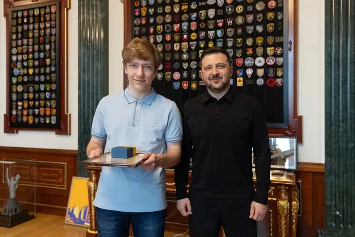 Зеленський зустрівся з юним чемпіоном Європи з шахів