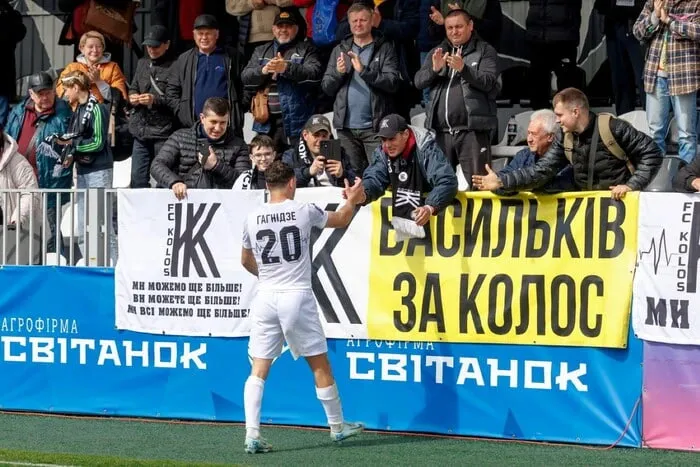 Футбольний клуб «Колос» продаватиме квитки на матч за 1 гривню