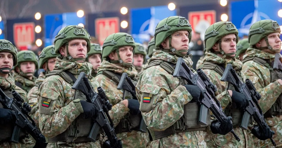 Литва спростила правила служби громадян у закордонних арміях — LRT