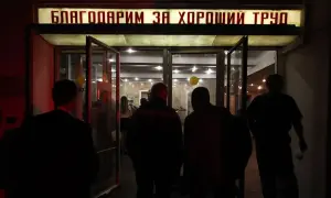 Влада РФ готується скоротити десятки тисяч бюджетників через дефіцит коштів