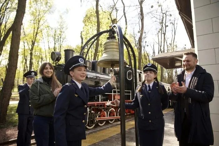 Київська дитяча залізниця відкриває літній сезон у Сирецькому парку