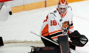 Фото: Анджеліна Джолі підтримала 14-річну українку, яка постраждала під час атаки рф