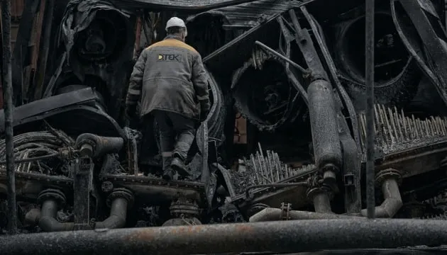 Енергетики ДТЕК 17 разів відновлювали ТЕС після обстрілів за сезон