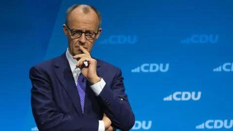 Єврокомісія відхилила ідею пом’якшення санкцій проти Ірану — Euractiv