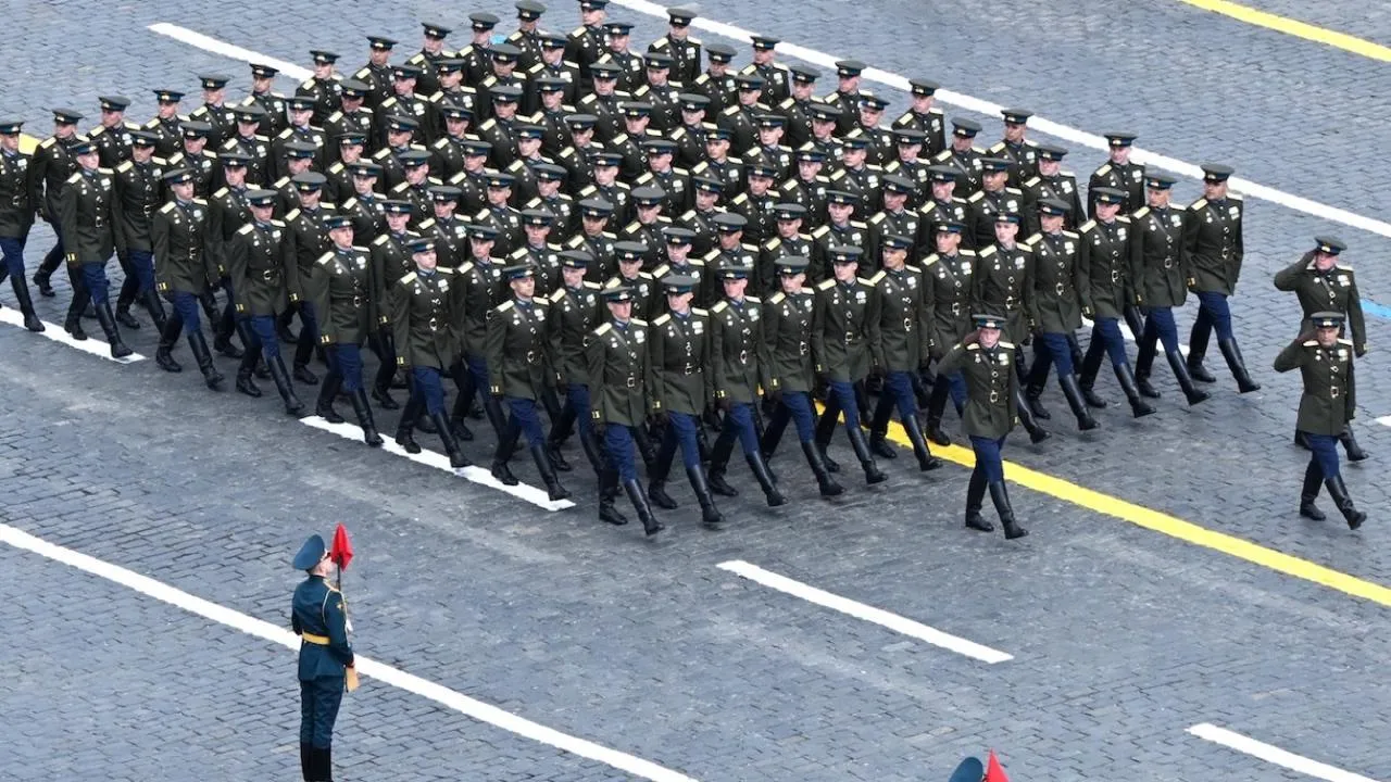 У Москві можуть скоротити парад 9 травня