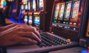 МВФ жорстко розкритикував президентський закон про Антикорупційний суд