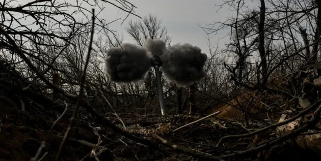 Росія активізувала наступ на трьох напрямках: 54 боєзіткнення за добу