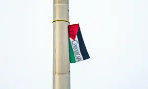 В Албанії опозиція намагається заблокувати міграційну угоду з Італією