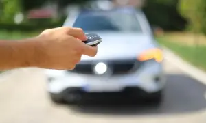 Міноборони обіцяє завершити випробування жіночої військової форми до кінця травня