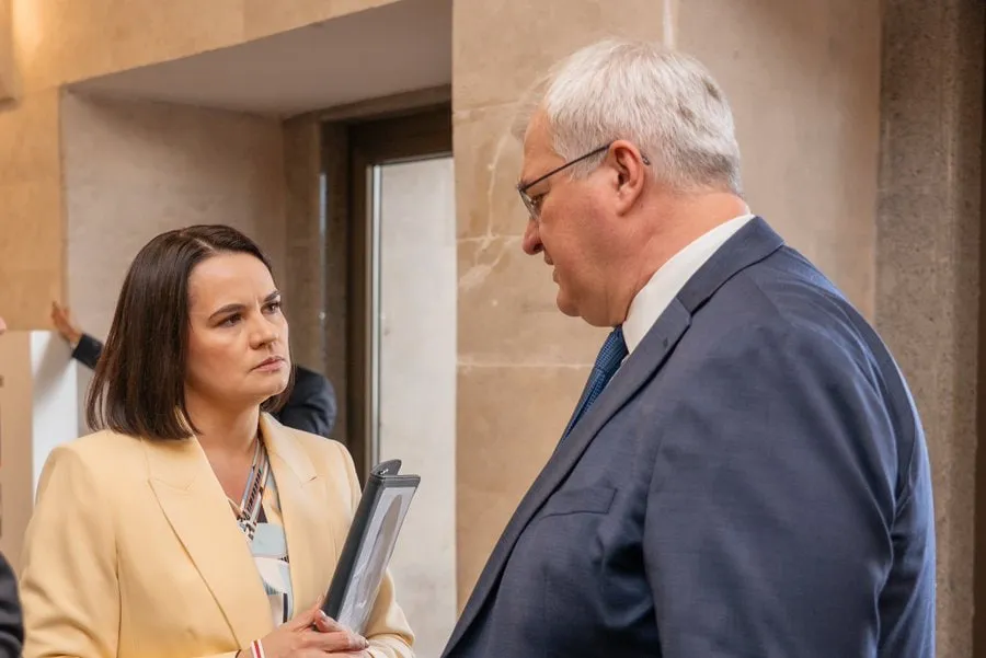 Сибіга провів зустріч із лідеркою білоруської опозиції в Єревані