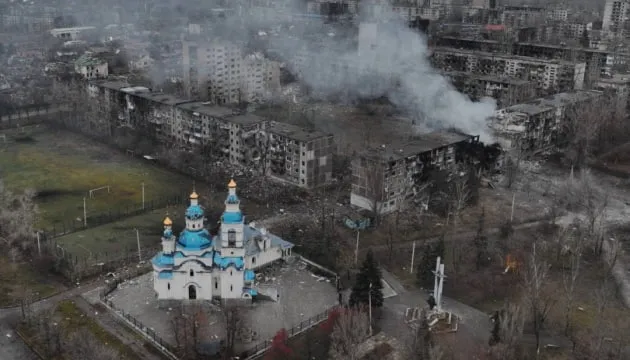 Російські війська масовано б’ють по Костянтинівці