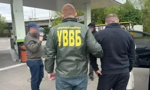 Макрон гостро розкритикував США за неоколоніалізм і зраду союзників