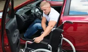 В Одесі невідомі запустили феєрверки під час повітряної тривоги, поліція веде розшук 