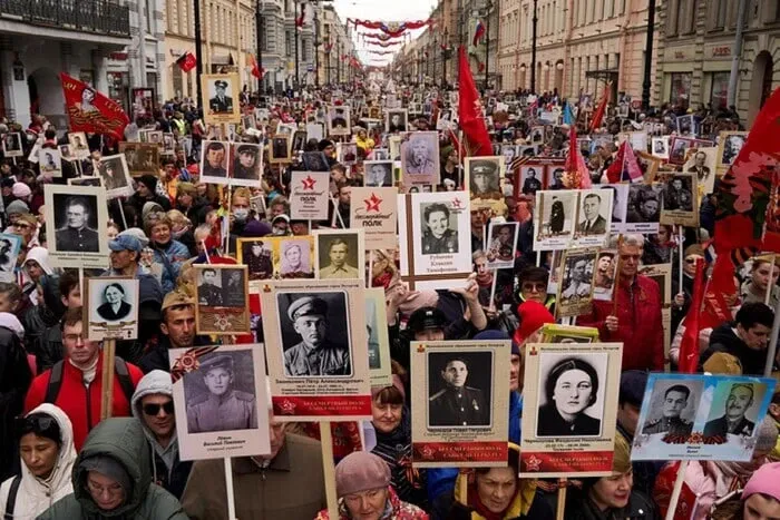 Росія перевела акцію Безсмертний полк в онлайн-формат