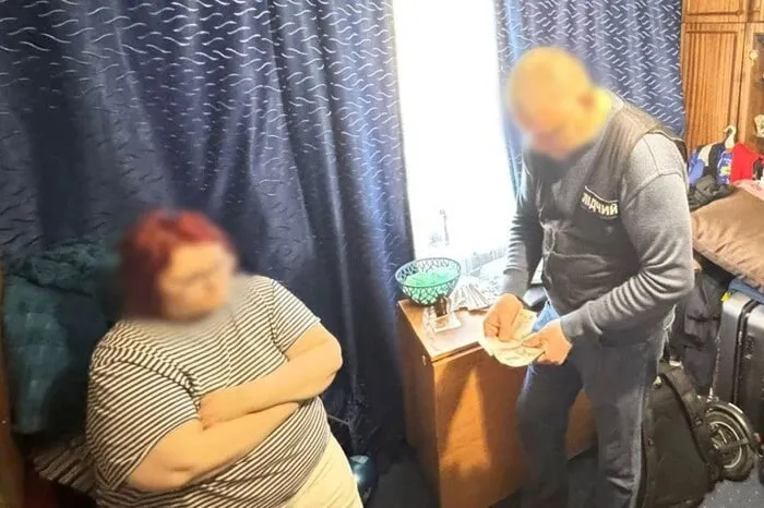 In Kyiv, a woman swindled 700,000 hryvnias from an injured Ukrainian soldier