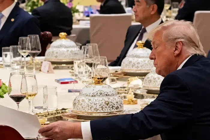 Трамп за ужином с Си Цзиньпином заглянул в его меню