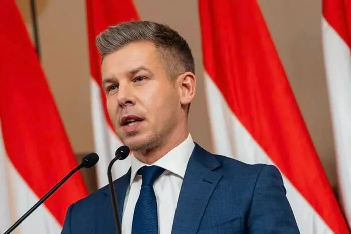 Hungary's new government is preparing to review its policy toward Ukraine