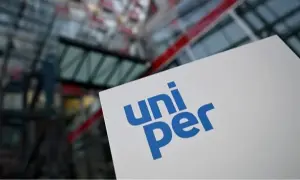 Обыски в музее Майдана и новые крымские резолюции: главное за 19 ноября 