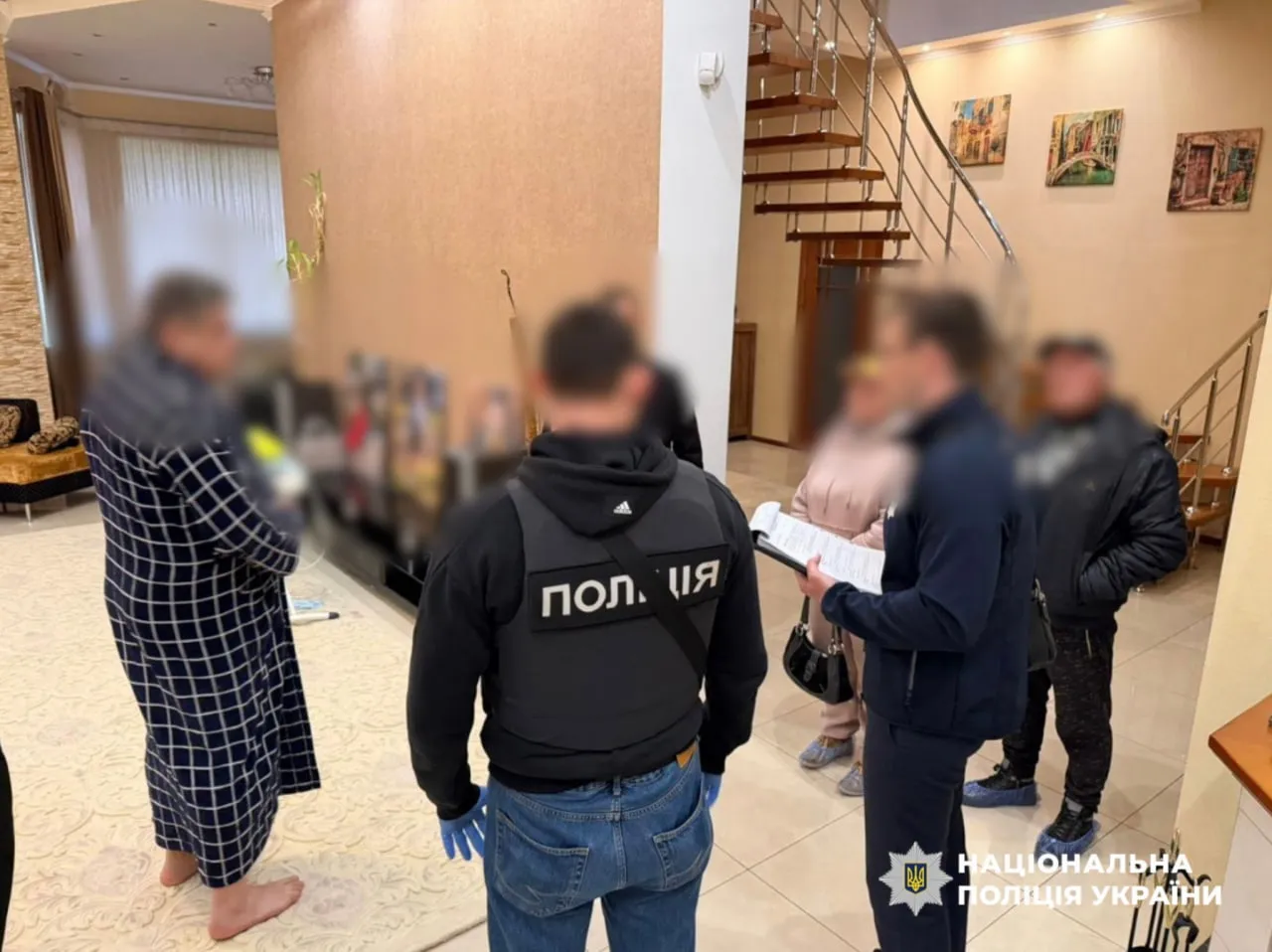 У Кривому Розі викрили міжнародну шахрайську схему з продажем металопродукції