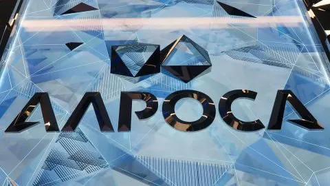 Российская компания «Алроса» приостанавливает разработку части месторождений из-за кризиса в отрасли