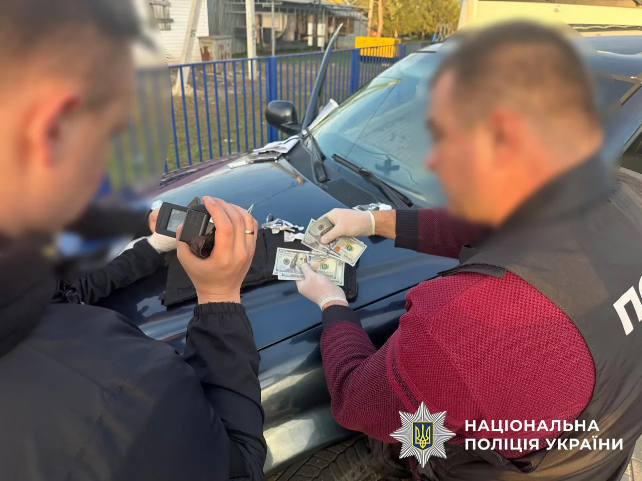 На Волыни раскрыли схему незаконной продажи автомобилей, ввезенных для ВСУ в качестве гуманитарной помощи