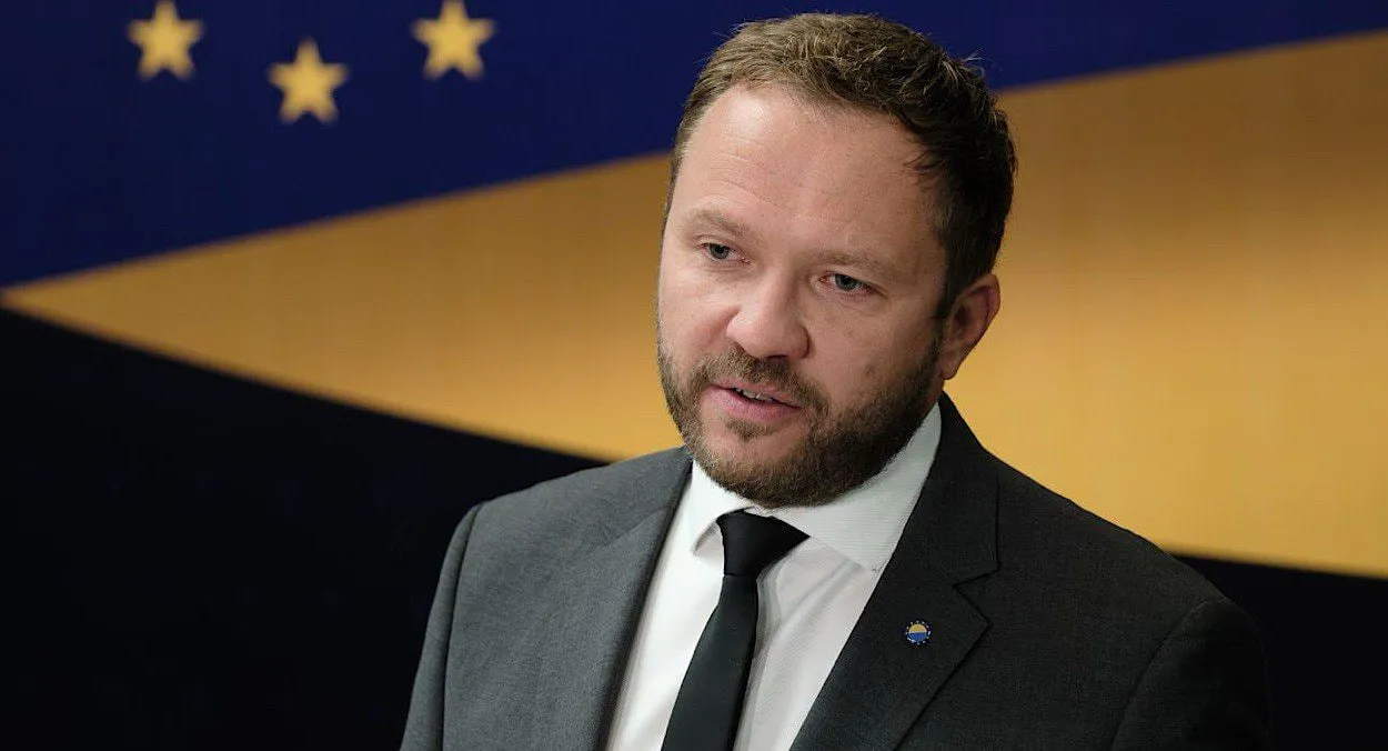 Глава МИД Эстонии заявил, что РФ намеренно направляет дроны в сторону НАТО