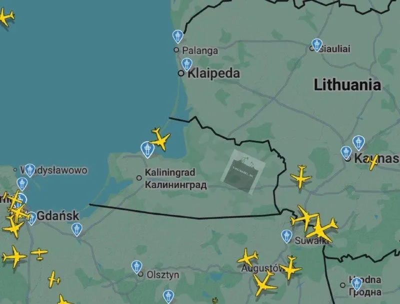 В Калининграде из-за угрозы для полетов приостановили работу аэропорта