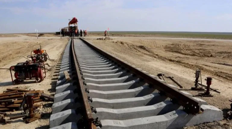 Kazakhstan is expanding its rail routes due to the war in Iran