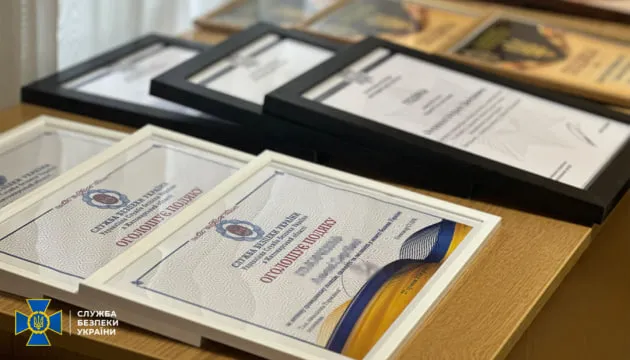 В Житомире наградили школьников за сообщения о попытках вербовки со стороны РФ