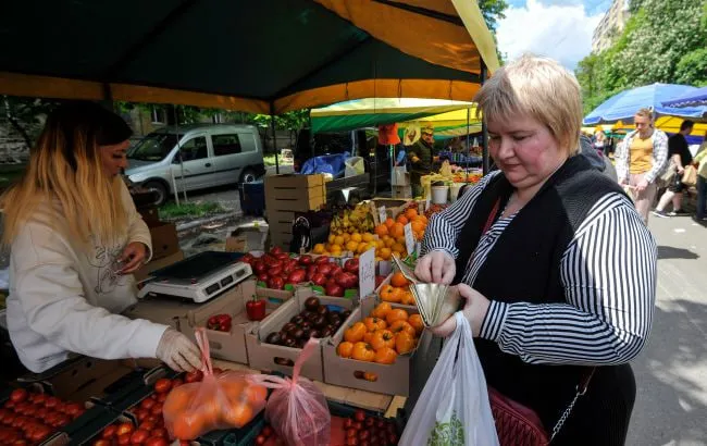 Абрикоси й персики можуть подорожчати або зникнути з ринку влітку