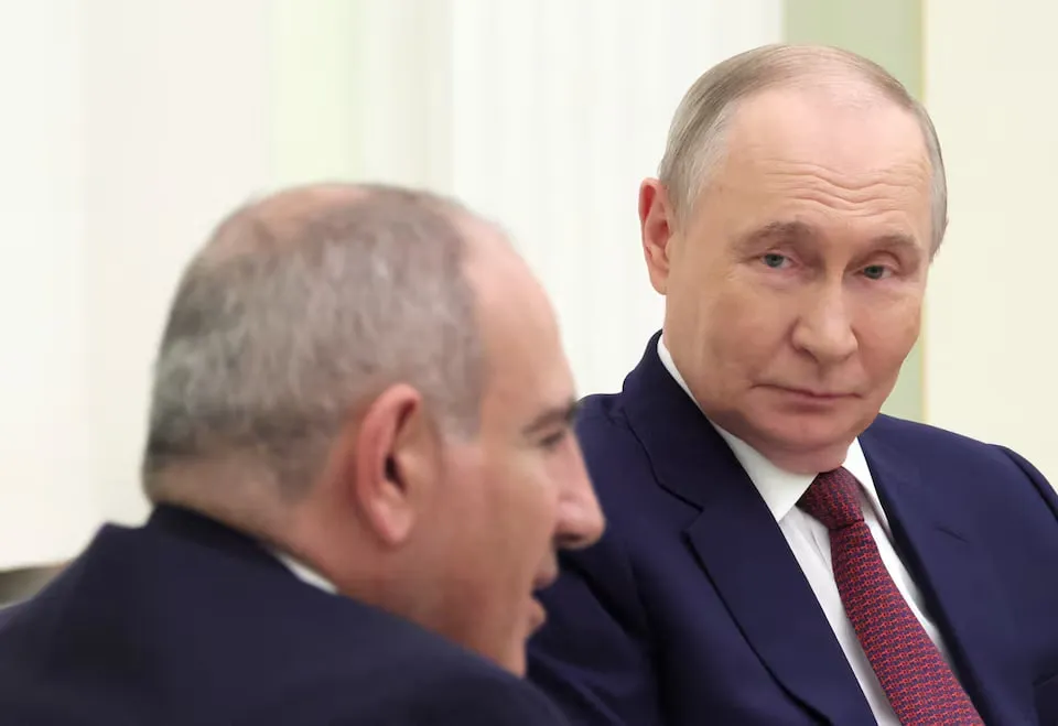 Кремль планує відправити 100 тис вірмен голосувати проти Пашиняна