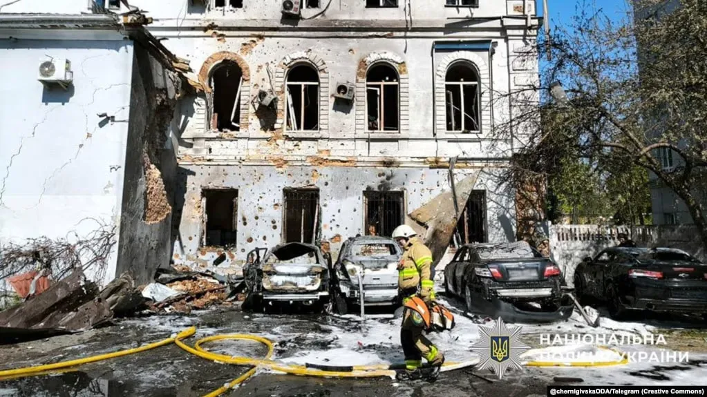 На Чернігівщині внаслідок атаки РФ поранено 15-річного хлопця