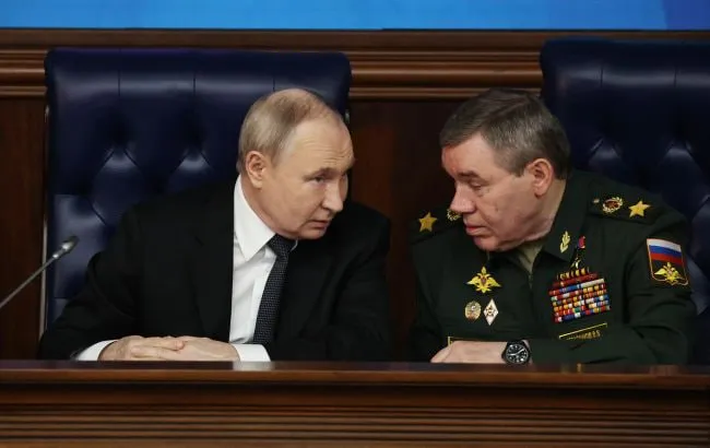 Зеленский заявил о разногласиях в окружении Путина по поводу войны