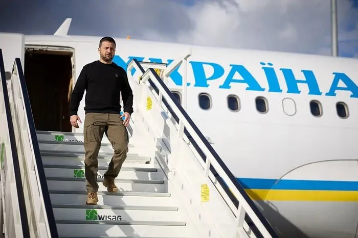 Самолет президента Украины прибыл на базу в Польше на фоне дискуссий об УПА