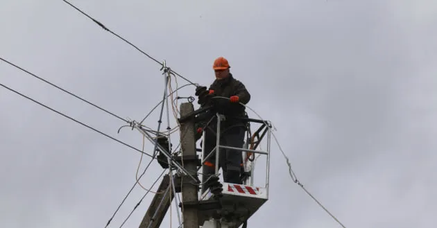 New power outages have been reported in frontline regions due to shelling