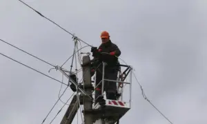 Українські дрони знищують російську логістику в Криму