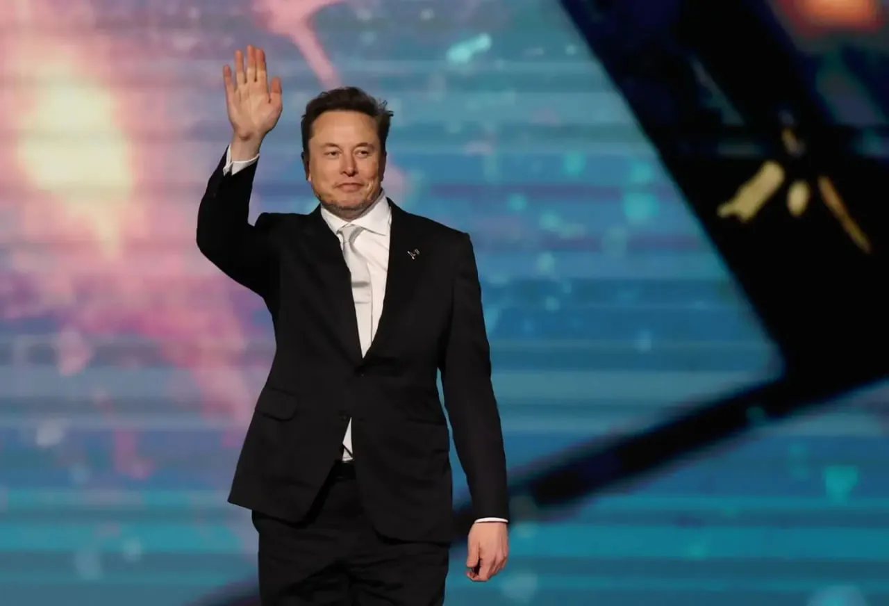 Musk could become the first trillionaire thanks to SpaceX's IPO