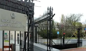 Во Франции задержали поставщиков оружия для атаки на Charlie Hebdo