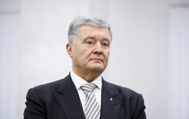 Верховный Суд оставил в силе санкции в отношении Порошенко