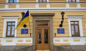Экс-директору госпредприятия объявили подозрение в крупной растрате