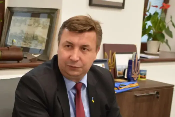 Зеленський призначив нового посла України на Коморських Острова