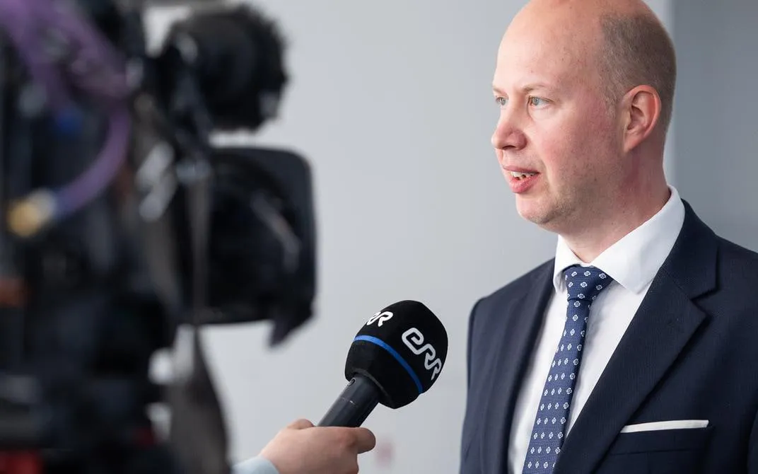 Глава МВС Естонії закликав ЄС закрити двері для російських туристів