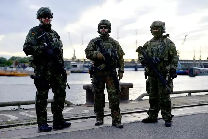 The Bundeswehr plans to deploy more than 10,000 troops for territorial defense