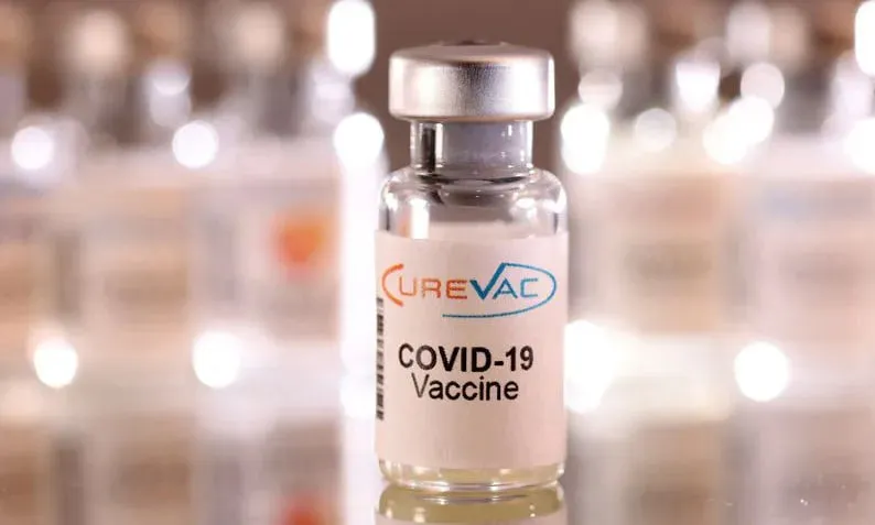 Патентна війна через COVID-вакцини дійшла до суду у США — Reuters