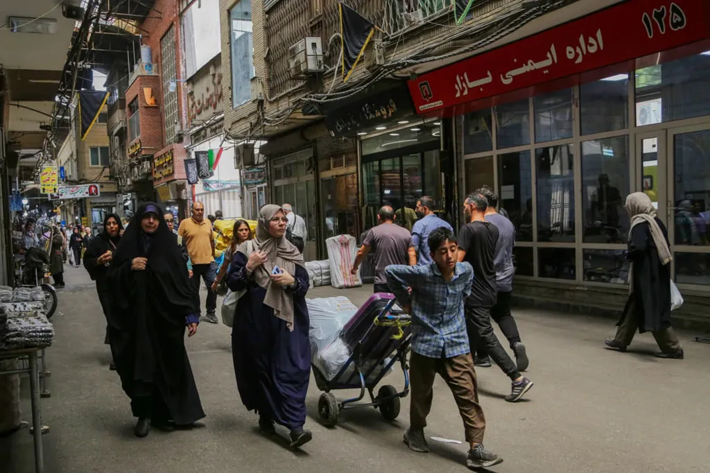 In Iran, food prices have risen by up to 400% due to the consequences of the war with the U.S.