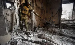Найбільший порт Росії обмежив нічний рух суден через атаки безпілотників – Reuters